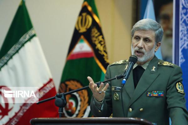 فرمانده کل ارتش: تا آخرین نفس از تمامیت ارضی ایران محافظت می‌کنیم