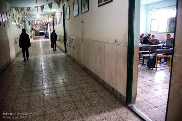 ۲۰ پروژه آموزشی بزرگ مقیاس در مازندران تخریبی است