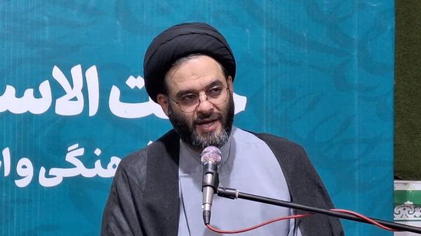  واقعه غدیر، نقطه عطفی در تعیین مسیر آینده اسلام و امامت است 