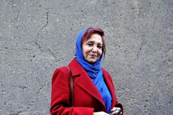   خانه خانم بازیگر در جنگ آسیب دید 