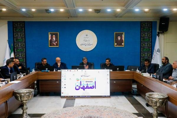  استاندار اصفهان: توسعه شرق استان با محوریت صنایع سبز و کشاورزی پایدار پیگیری می‌شود 