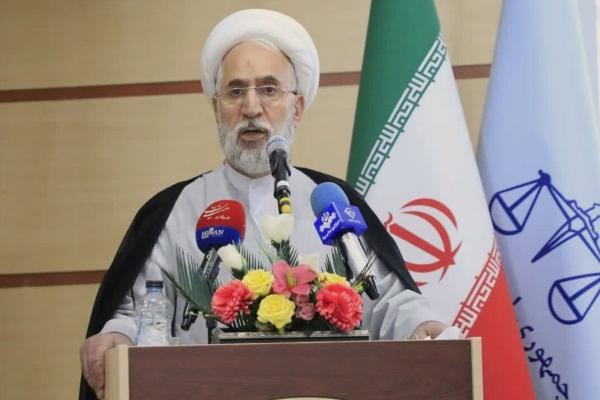لزوم نظارت ویژه بر توزیع مایحتاج عمومی/نقش مردم در ناکامی دشمن
