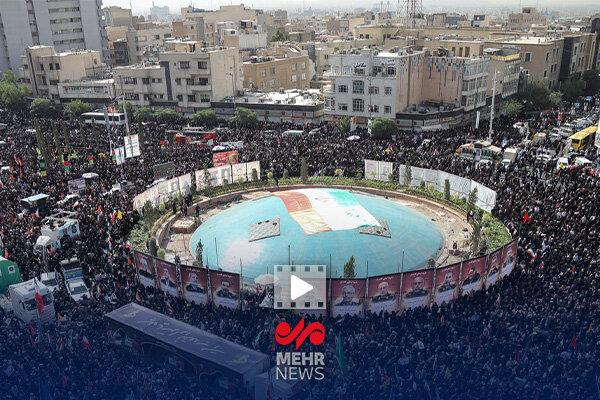 حماسه ملی مردم در تشییع پیکر مطهر شهدای اقتدار ایران