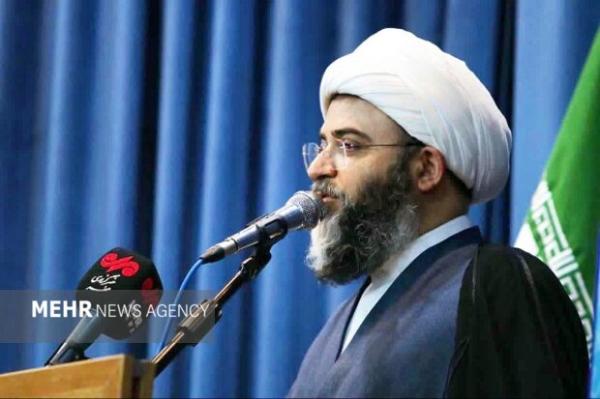 حجت‌الاسلام قمی: راویان ما خود روایتی غیورانه خلق می‌کنند