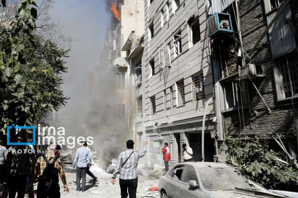 هنرمندان جان‌آگاه، قلم‌ و قلموها را برافرازند