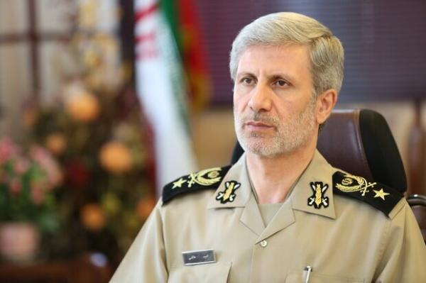 با حکم رهبر انقلاب فرمانده ارتش جمهوری اسلامی ایران منصوب شد