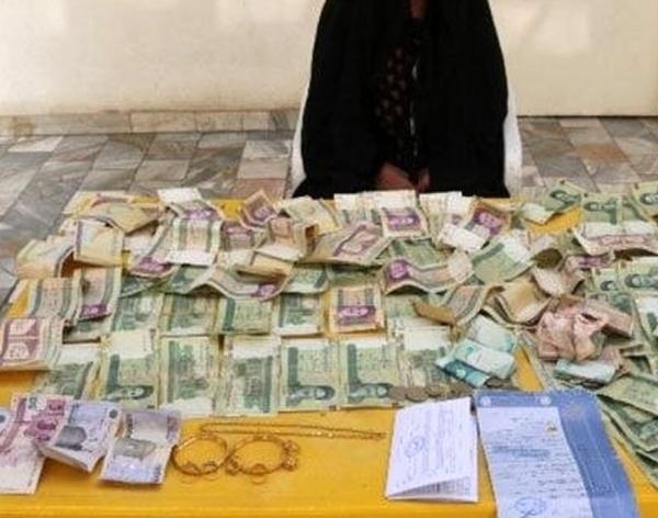 پیشرفته ترین گدای دنیا مجهز به کارتخوان سیار +عکس/ ی وقت ضرر نکنی نخبه🤣