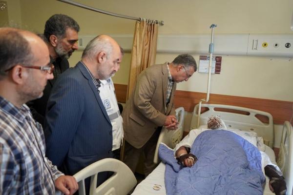  عیادت وزیر بهداشت از مجروحان حملات رژیم صهیونیستی 