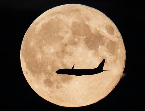 تمدید مجدد لغو پروازهای داخلی و خارجی تا ۲ بامداد چهارشنبه 