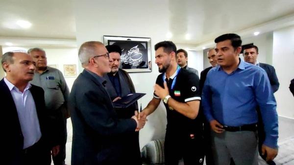  مسئولان کهگیلویه و بویراحمد از ستاره فوتسال ناشنوایان جهان تقدیر کردند 