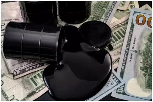 قیمت طلای سیاه در سراشیبی