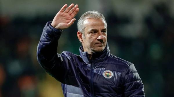 صدای جدایی کارتال از پرسپولیس بلند شد! | مدیر باشگاه هواداران را نگران کرد