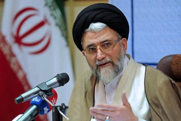  وزیر اطلاعات: با معدود عوامل نفوذی رژیم صهیونیستی برخورد قاطعانه می کنیم 