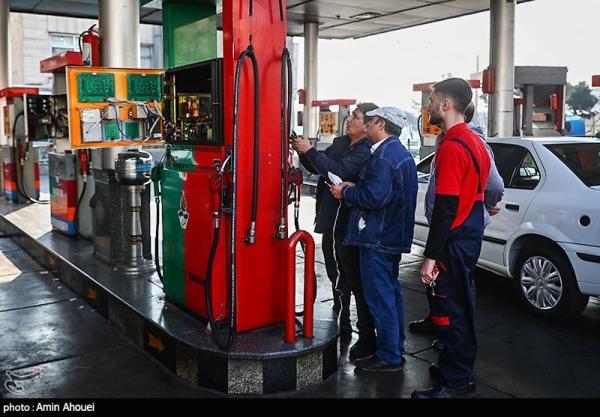 رفتار عجیب برخی شهروندان تهرانی در پمپ بنزینها