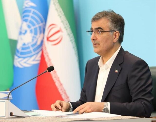 توضیحات فرزین درباره بازار پیش فروش ارز؛ روش های جدید را برای تامین ارز به کار می بریم