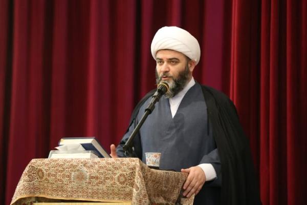 حجت‌الاسلام قمی: دشمن می‌خواهد ملت امام حسین (ع) و ملت شهادت نباشد
