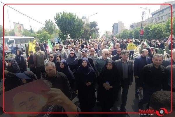  فریاد حیدر حیدر در مراسم تشییع شهدای اقتدار در بیرجند 