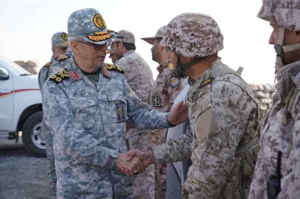 سرلشکر باقری: پیشرفت و توسعه مناطق مرزی در سایه وجود امنیت ادامه دارد