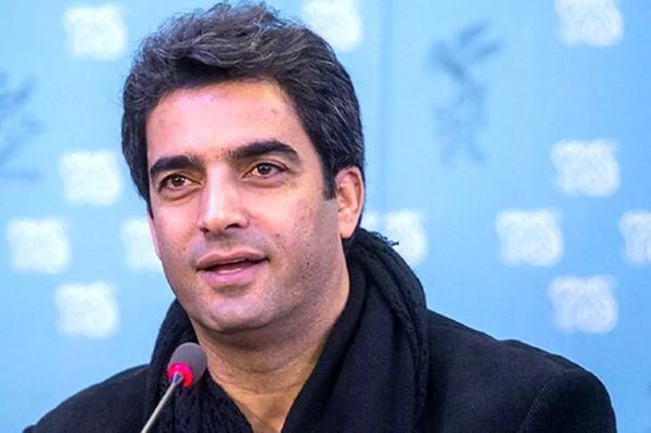 سنگ تمام منوچهر هادی برای خانواده محجبه و پرجمعیتش به مناسبت شام عزای عزیز ترینش در روف گاردن یک رستوران+عکس