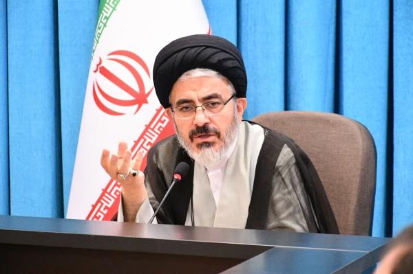 ملت ایران منسجم تر از همیشه در مقابل دشمن ایستاده‌اند