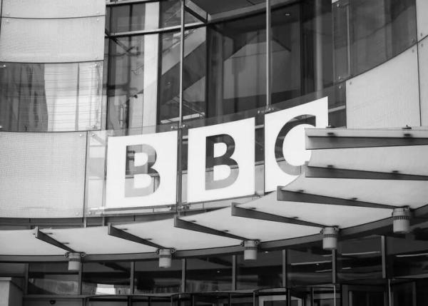 اذعان خبرنگار BBC به اصابت موشک‌های ایران به مقر اصلی موساد + ویدئو