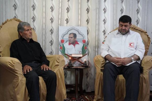 شهادت با لباس امداد |‌ شهید زرتاجی در حین انتقال مصدوم به شهادت رسید