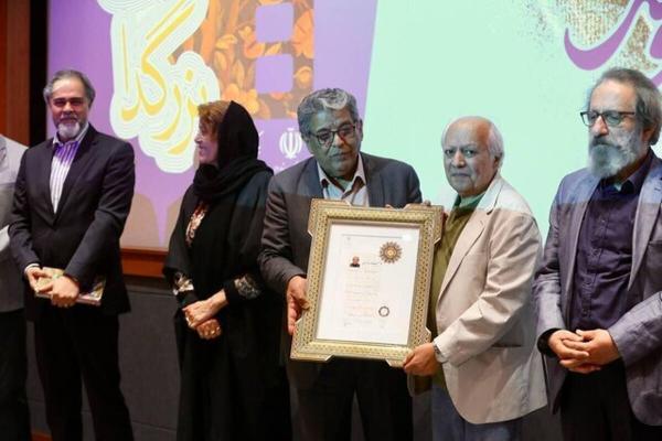  اهدای نشان درجه یک هنری برای «سیروس الوند» 