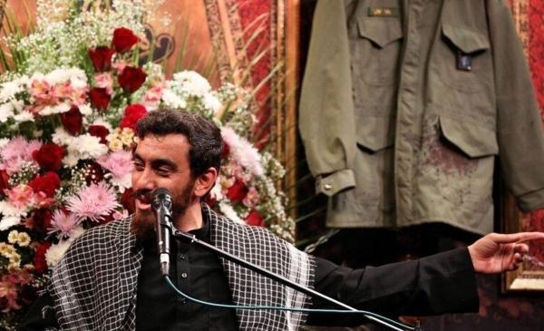   لباس خونین شهدای حمله اسرائیل در یک هیات عزاداری 