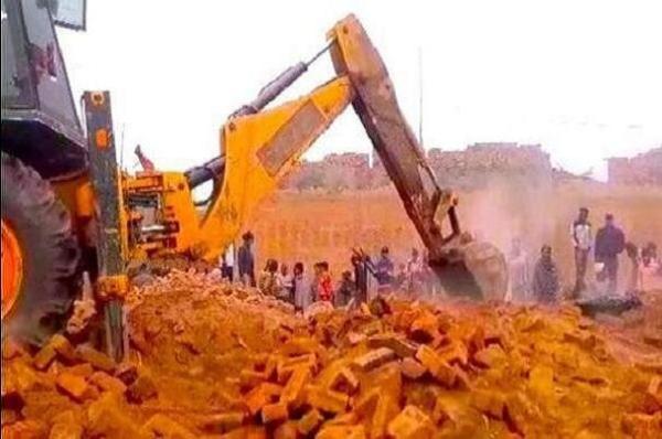 ۴ فوتی در اثر ریزش خاک در حین حفاری خط لوله در راجستان هند
