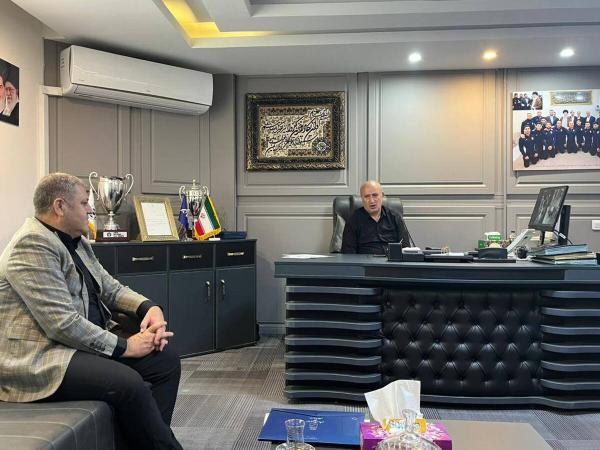  دیدار مدیرعامل باشگاه آلومینیوم با مهدی تاج 