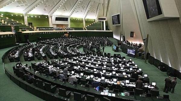  سرگردان‌کردن وزرا در دالان‌های مجلس خلاف ولایتمداری است 