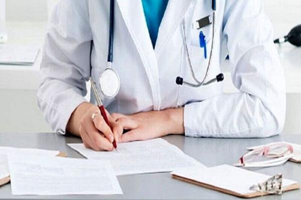 ۱۲۰ پزشک همدانی برای خدمت‌رسانی داوطلبانه اعلام آمادگی کردند