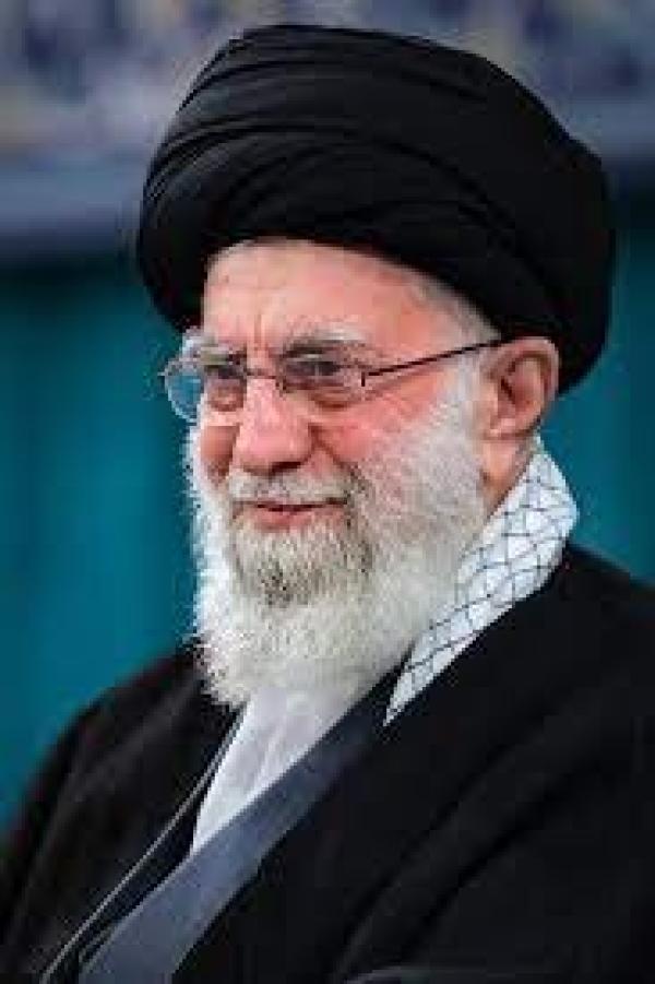 ماجرای شیرین ازدواج رهبر معظم انقلاب/ خطبه عقد را چه کسی خواند؟