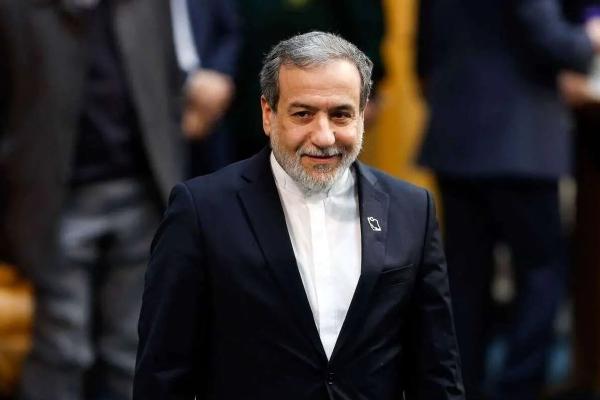  عراقچی : باید مطمئن شویم که در میانه مذاکرات باردیگر هدف حمله آمریکا قرار نگیریم 