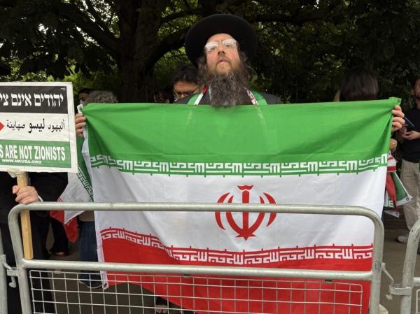 خاخام‌های یهودی ساکن لندن: تجاوز اسرائیل محکوم است/ در کنار دولت و مردم ایران ایستاده‌ایم
