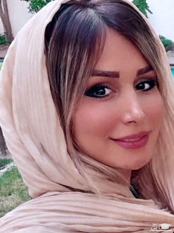 سلفی عاشقانه سپیده بزمی پور و شاهرخ استخری در سالگرد ازدواجشان با استایل کلاسیک و رسمی؛ چه بهشون میاد + عکس