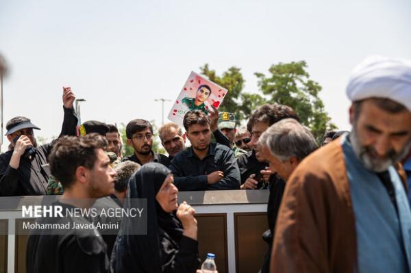 تشییع پیکر شهید مدافع وطن«محمدمهدی مهدی‌پور» در قزوین