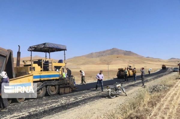 جاده خاش به سمت منطقه پشتکوه آسفالت شد