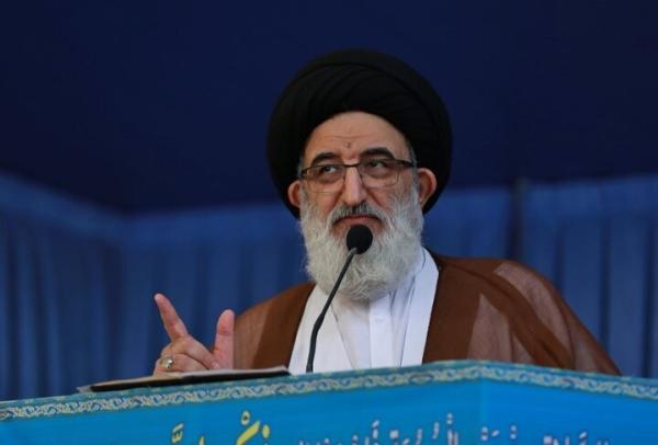 رابطه ما با آمریکا تقابلی است چون او می خواهد هویت ما را از بین ببرد