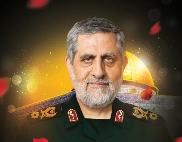 اقامه نماز بر پیکر شهید ایزدی در حرم بانوی کرامت