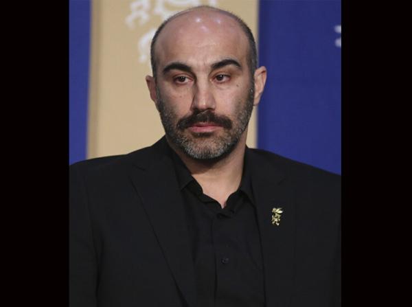 محسن تنابنده و فاطمه معتمد آریا زیر بمباران | این سکانس سینمایی را ببینید