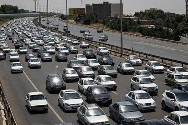گزارش جدید از وضعیت ترافیکی مسیرهای منتهی به تهران؛ ترافیک سنگین در مسیرهای پرتردد
