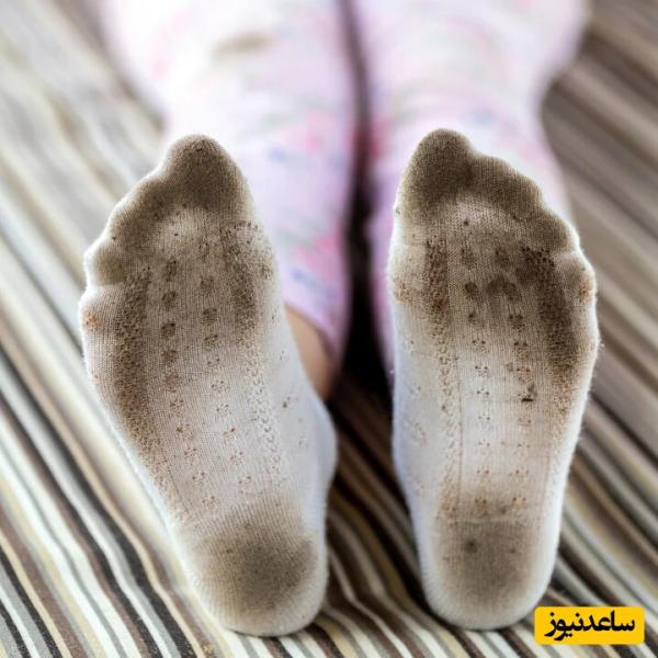 فوت و فن خانه‌داری؛ ترفند طلایی برای تمیز کردن جوراب سفید با مواد موجود در خانه و بدون چنگ زدن+ویدیو