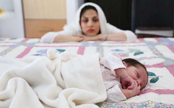  ایران، پا به ماهِ یک بحران/ مثلثِ فقدان آموزش، غفلت زنان و تیغ تیز پزشکان 