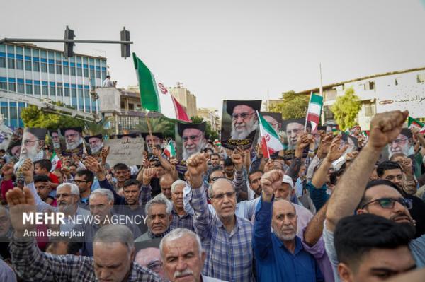 ایران؛ قهرمان میدان‌های نبرد و جلوه‌گاه وحدت ملی