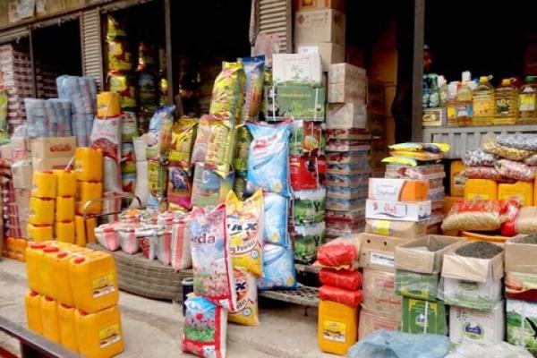 نظارت مستمر بر بازار زاهدان برای تأمین پایدار کالاهای اساسی