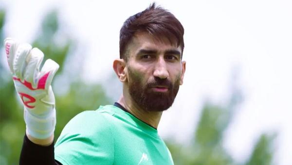 ۷ سال پس از حماسه "چطوری کریس"؛ AFC خاطرهسازی بیرانوند را گرامی داشت