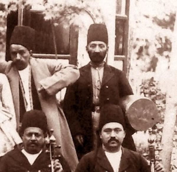 عکس دیده نشده از «اسمال بزّاز»؛ دلقک ناصرالدینشاه که یک خیابان به نامش بود
