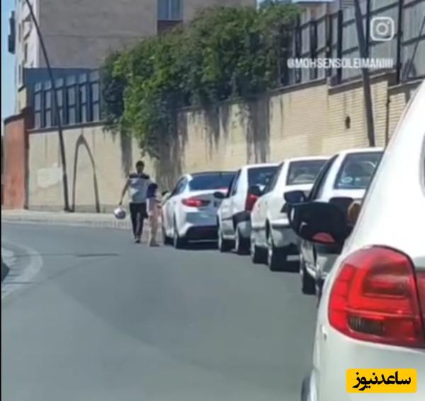 زیبایی ببینید: پخش کردن شیرینی و شربت توسط این دختر زیبا و پدرش در صف پمپ بنزین / این مردم شکست ناپذیرند