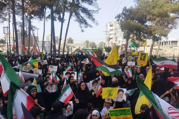 بانوان زاهدانی از ایستادگی ملت ایران و نیروهای مسلح تقدیر کردند
